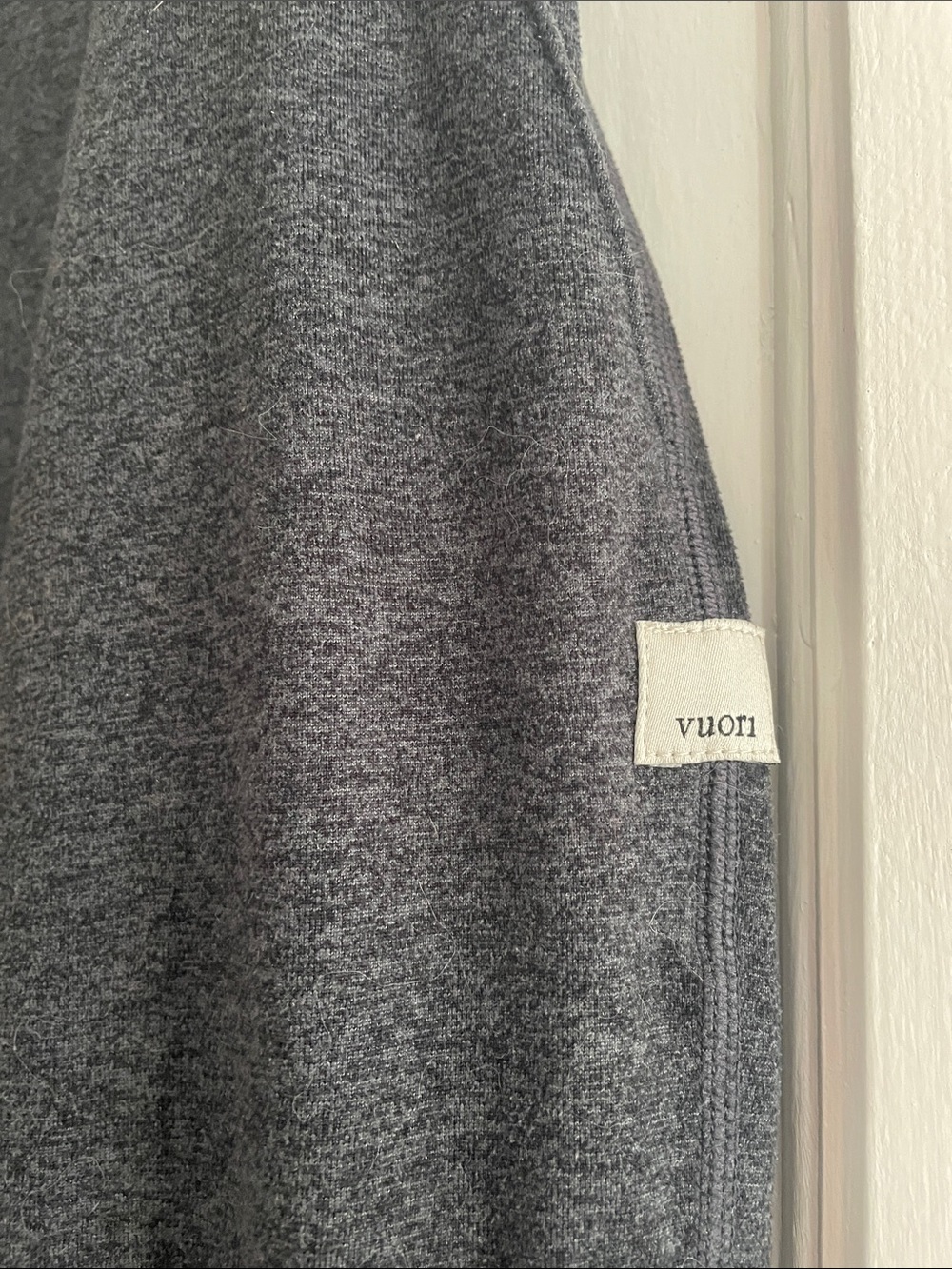 Vuori Charcoal Gray Women’s Drawstring Joggers med - Picture 2 of 5